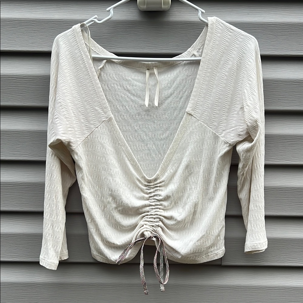 Anthropologie Textured Tie Front Top size Medium